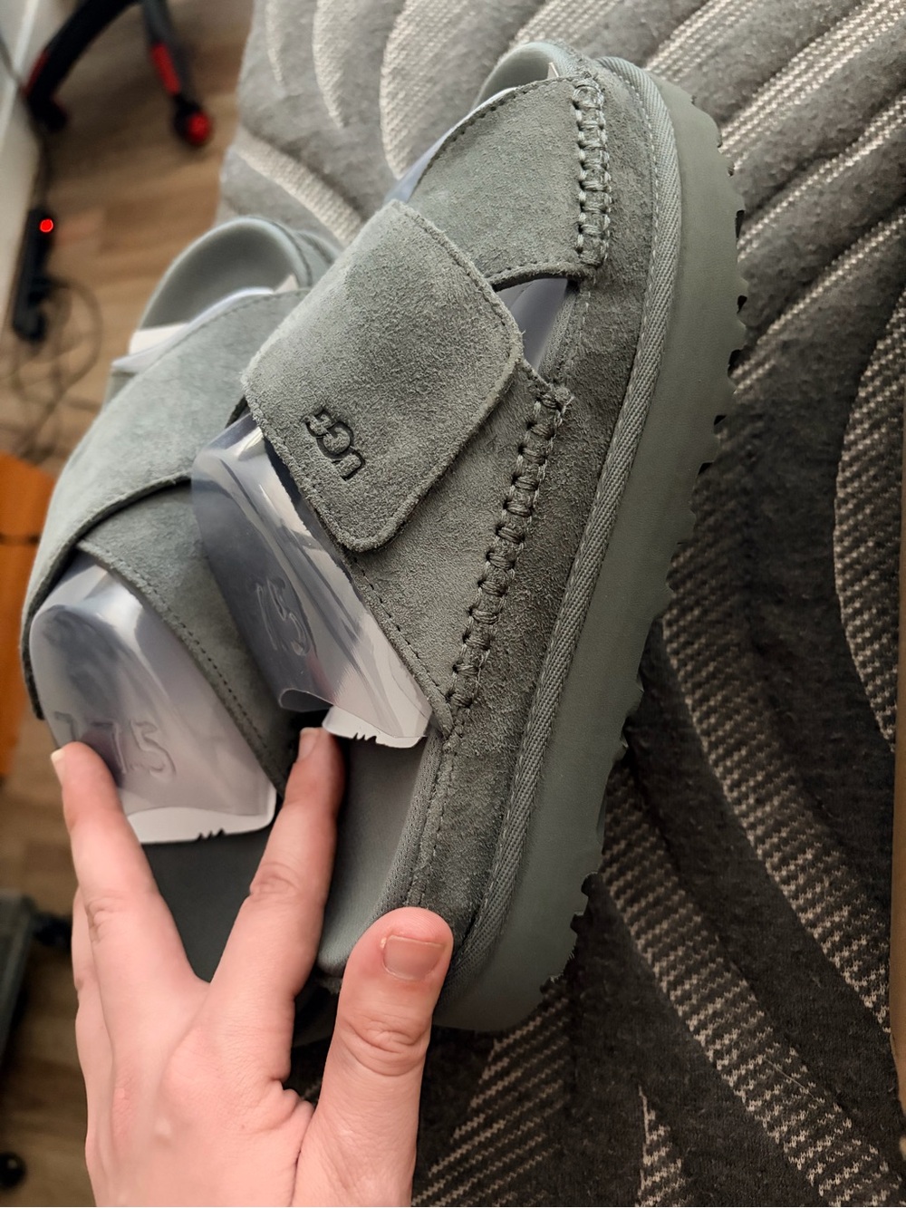 UGG Women Suede Slip-On Mule - Grey